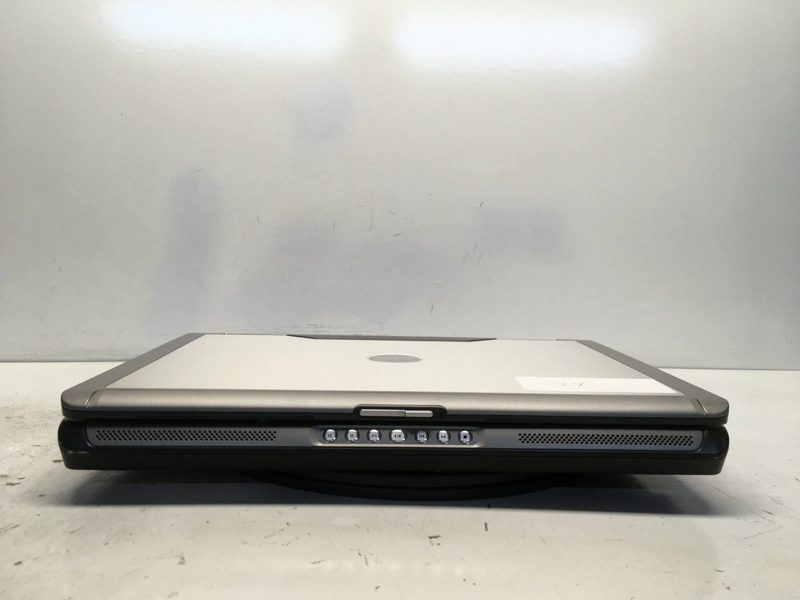 Dell Precision M90 Intel Core 2 Duo T7600 2.33GHz 1 GB NO HDD No Batt