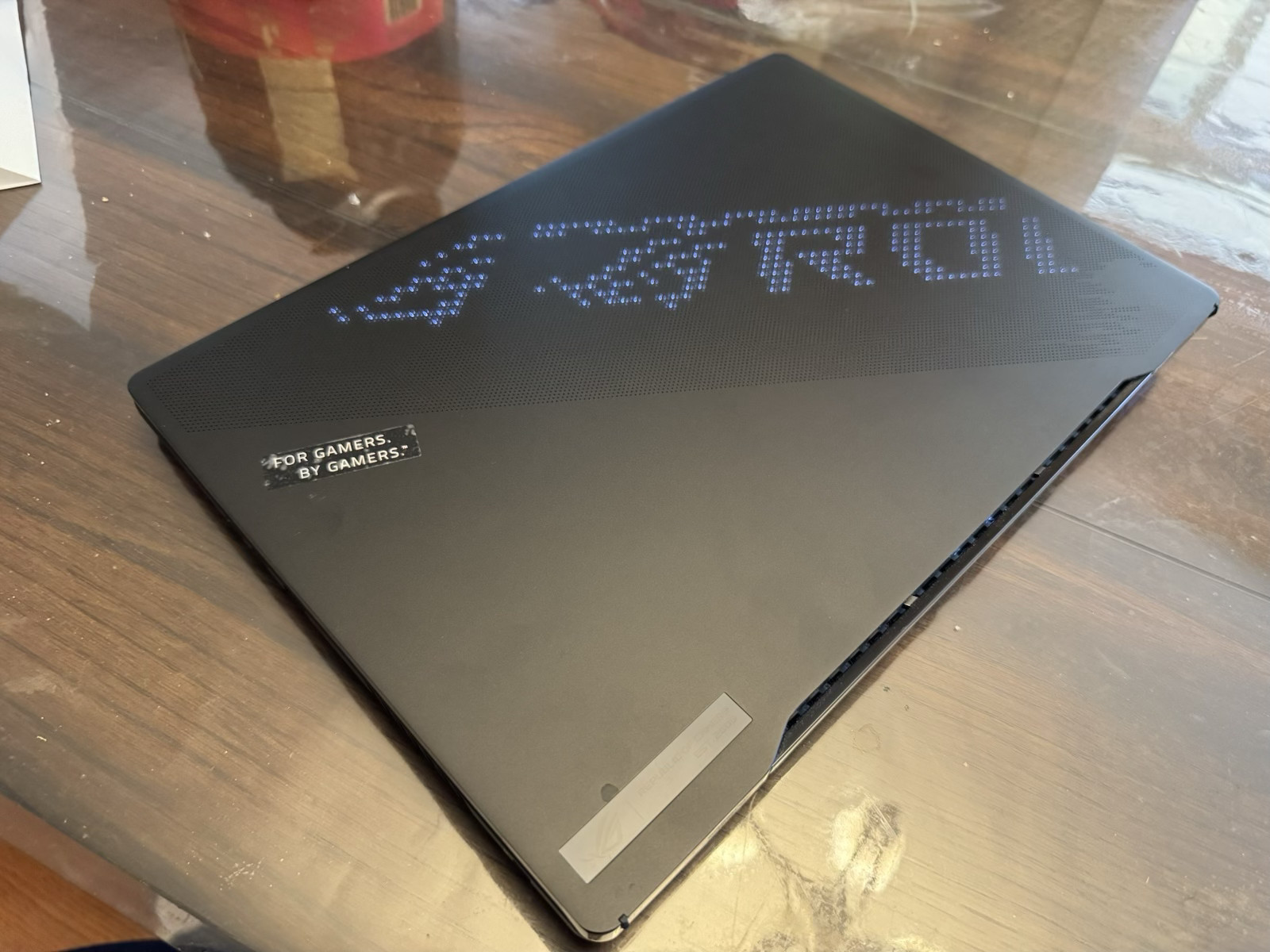 ASUS ROG Zephyrus M16 RTX 4090 i9-13900H 32GB 2TB SSD 16″ Gaming Laptop