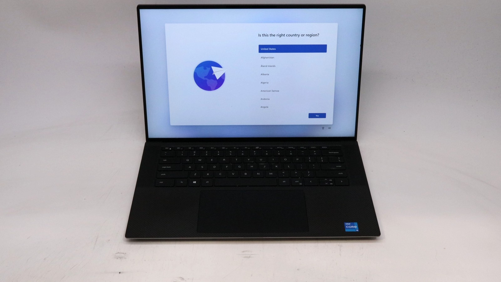 Dell Precision 5560 15″ i5-11500h 16GB 256GB – Good READ DESC