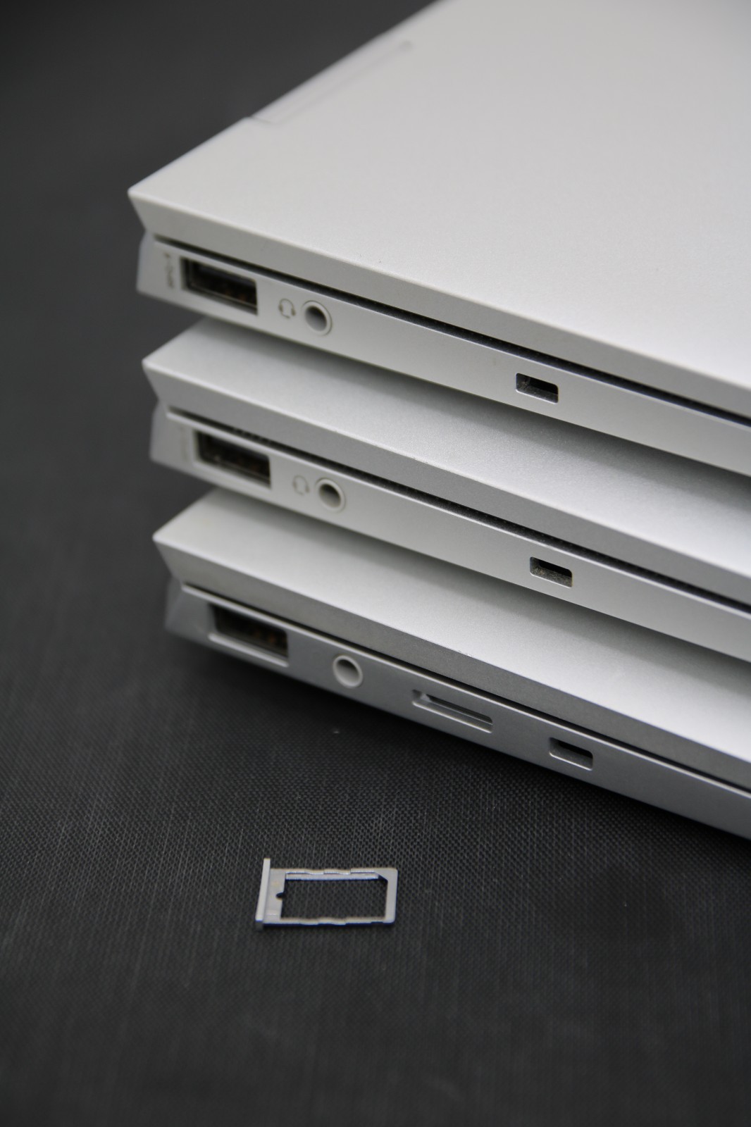 HP EliteBook x360 1040 G8 – i5-1145G7 – 16GB, 256GB, Windows 11 – Lot of 3 +ADP
