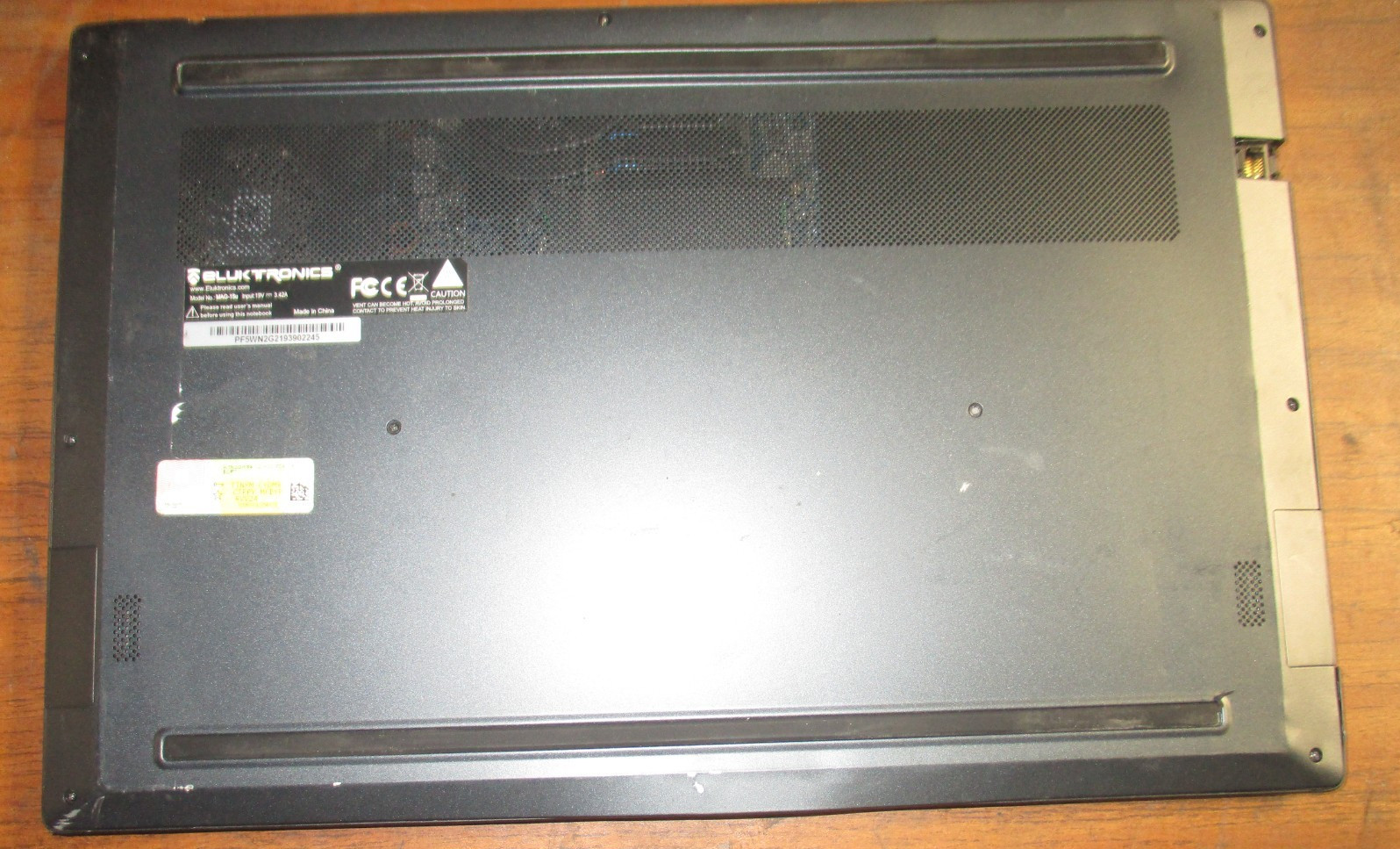 Eluktronics Mag-15U Intel i7 8GB RAM 256GB SSD Gaming Laptop| No Adapter