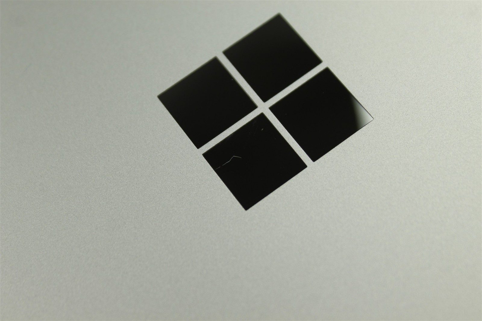Microsoft Surface Laptop Go 2 2013 12.4″ i5-1135G7 256GB SSD 16GB RAM W11H