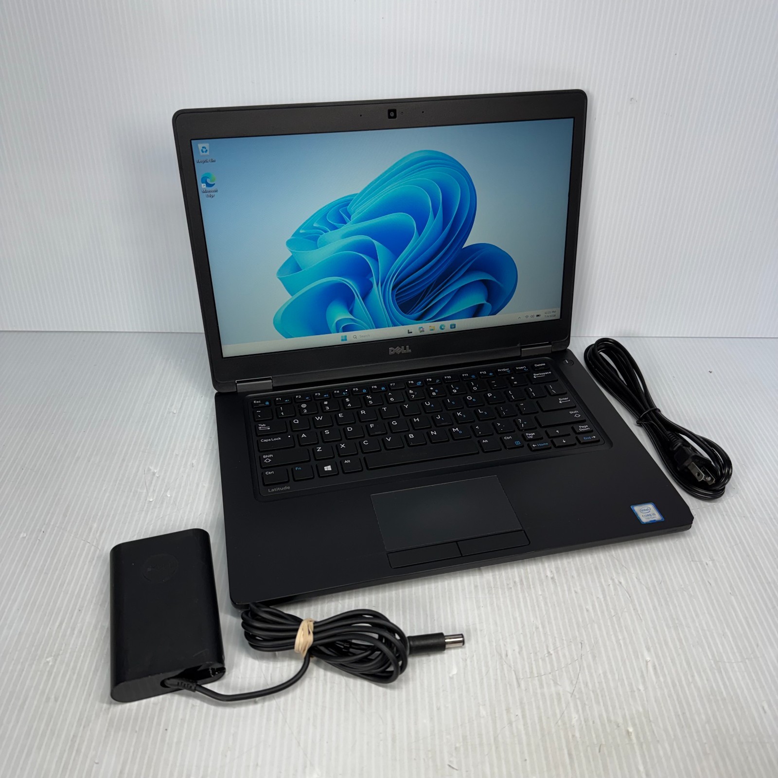Dell Latitude 5480 i5-7200U 14″ Windows 11 Pro Laptop 128GB SSD 8GB RAM *WEAR*