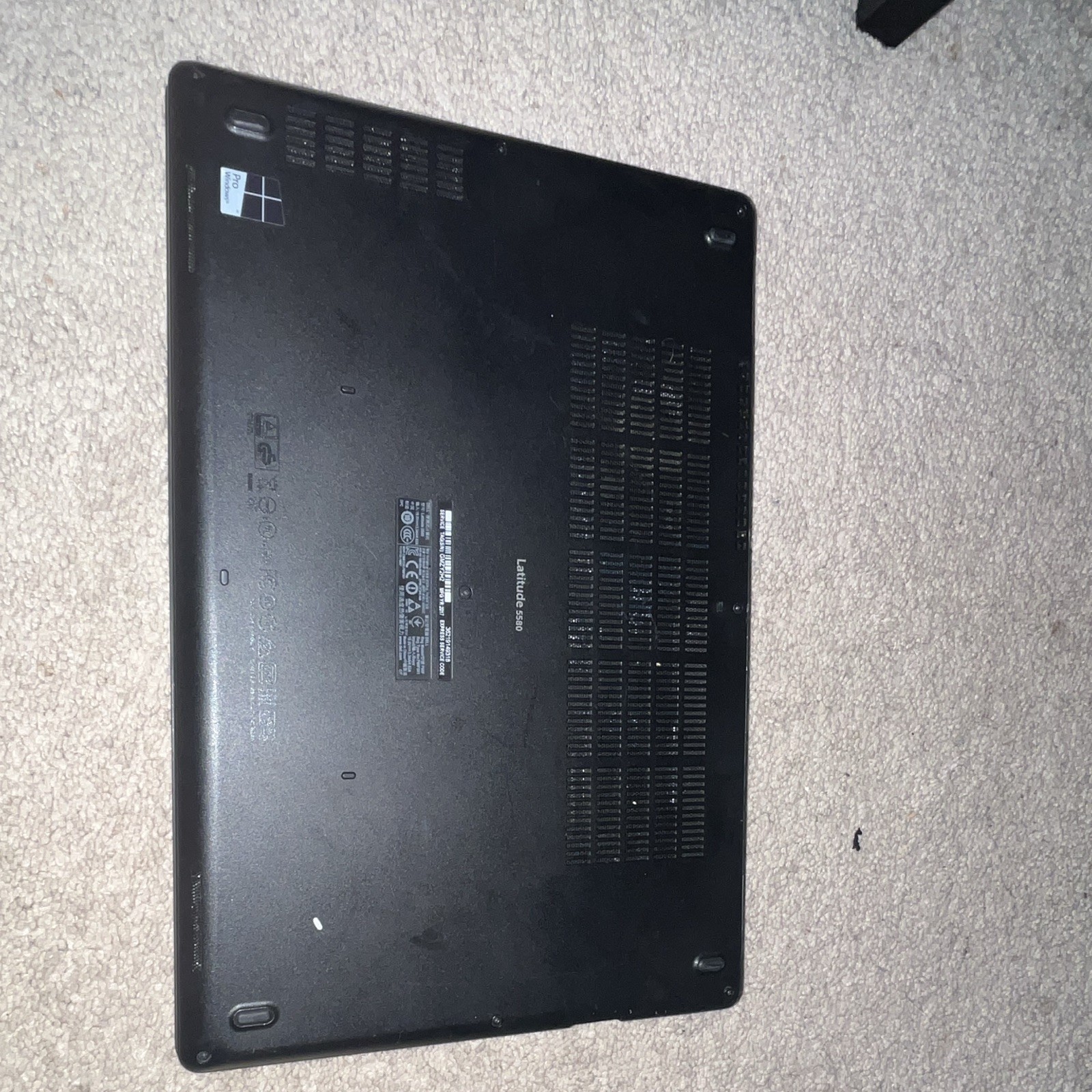 Dell Latitude 5580 15.6″ i5-7th Gen 8GB RAM NO SSD FHD Black