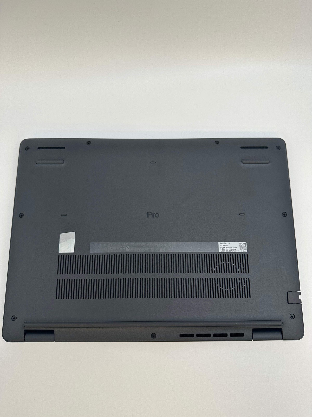 Dell Pro 14 Pc14255 Laptop 14-inch AMD Ryzen 5 16GB RAM 256GB – Used – A