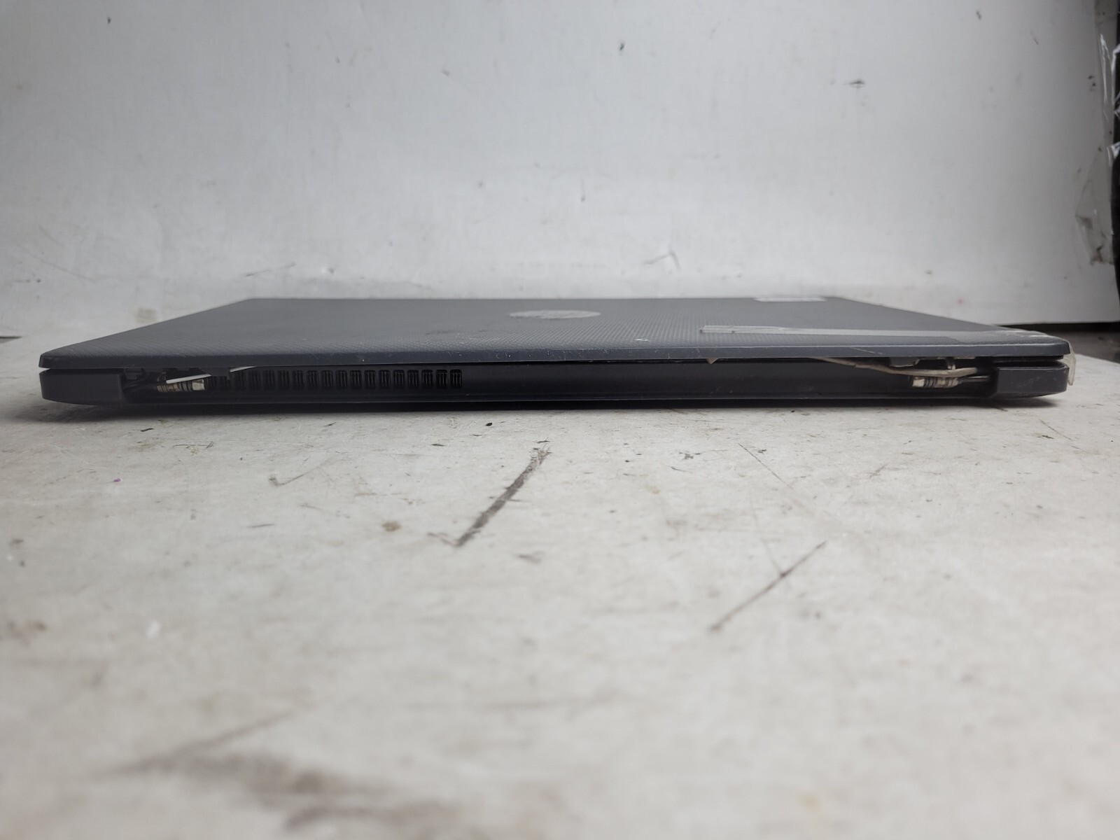 HP NoteBook 255 G8 w/AMD Ryzen 5 3500U, 4GB RAM, 15.6″ Laptop for Parts #1857