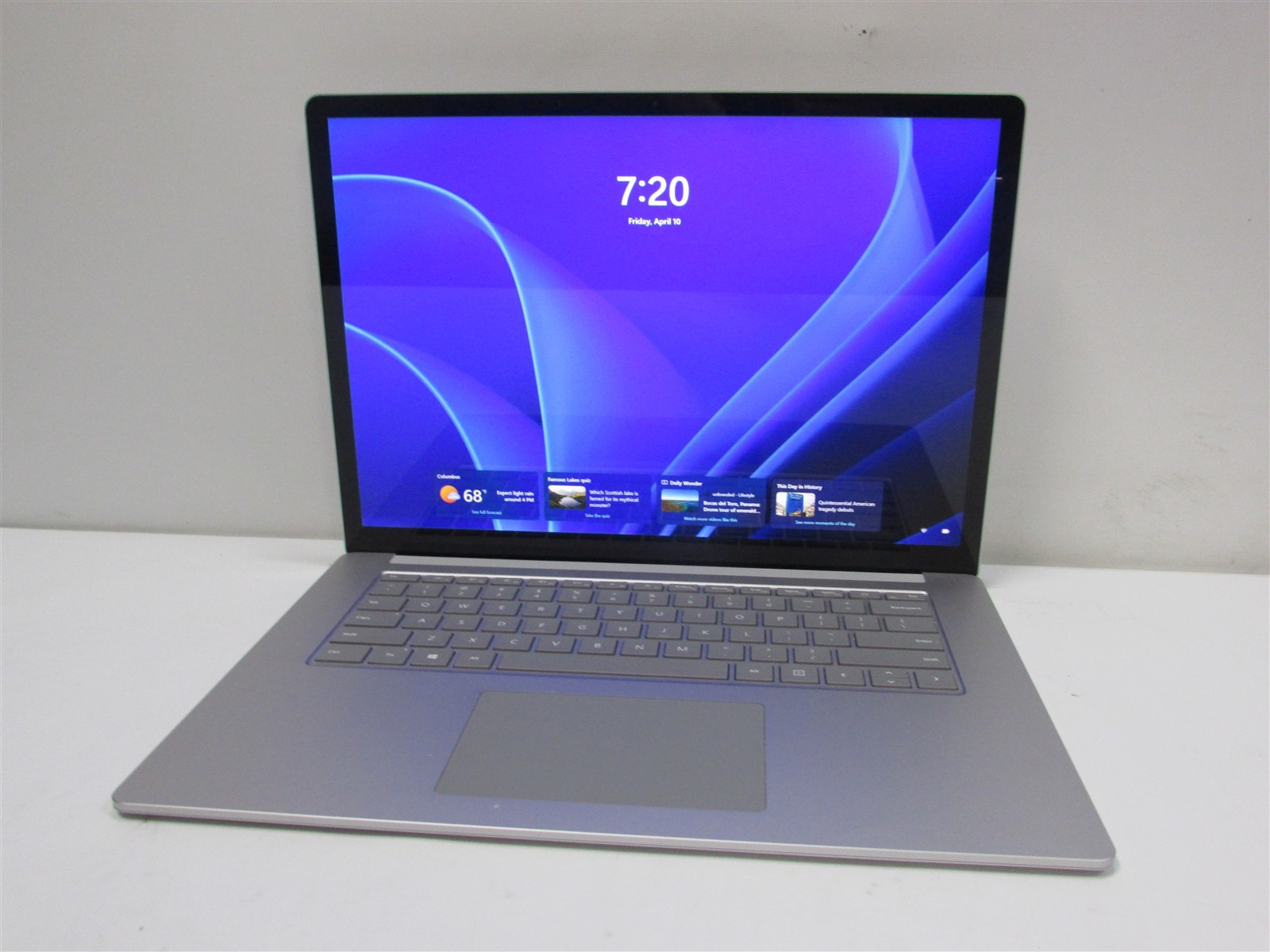 Microsoft Surface Laptop 4 1979 i7-1185G7 3.0GHz 16GB RAM 256GB 15″ Win 11 Pro