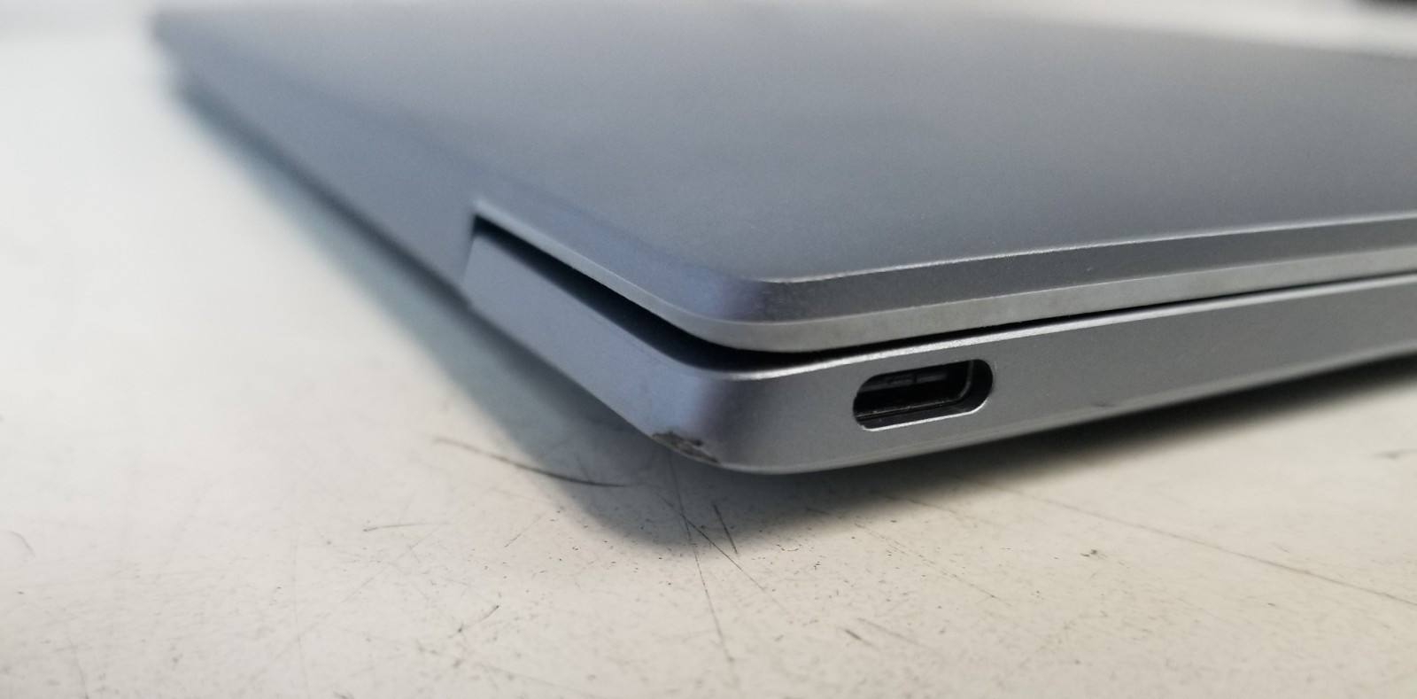 Dell XPS 9315 / Intel Core i7-1250U 3.66GHz / 16GB RAM