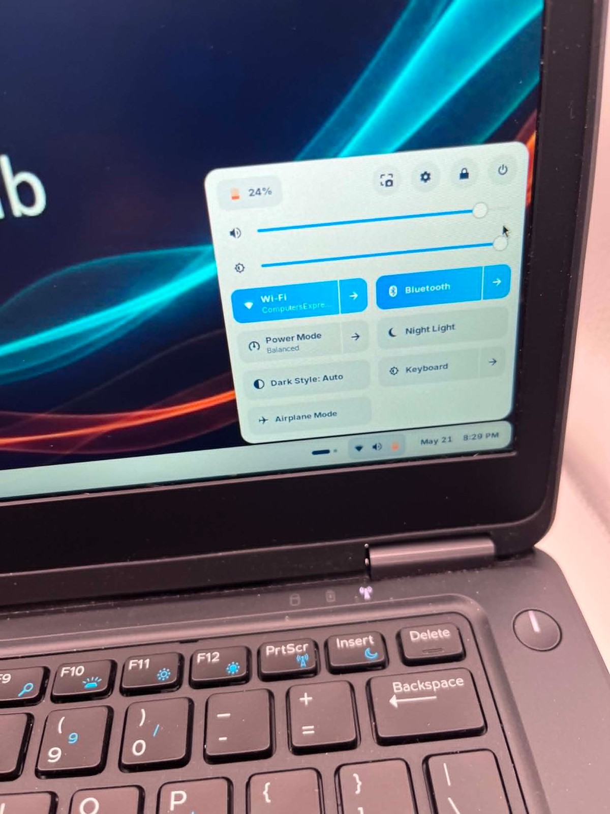 Dell Latitude |Linux Zorin |i5-5300U| 8GB|256GB SSD|Backlit Keys| 1 YR WARRANTY
