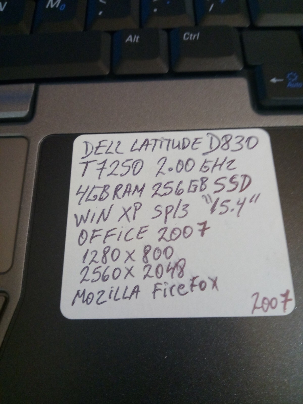 DELL LATITUDE D830 T7250 2.00GHZ 4GBRAM 256GBSSD WINXPSP/3 OFFICE 2007