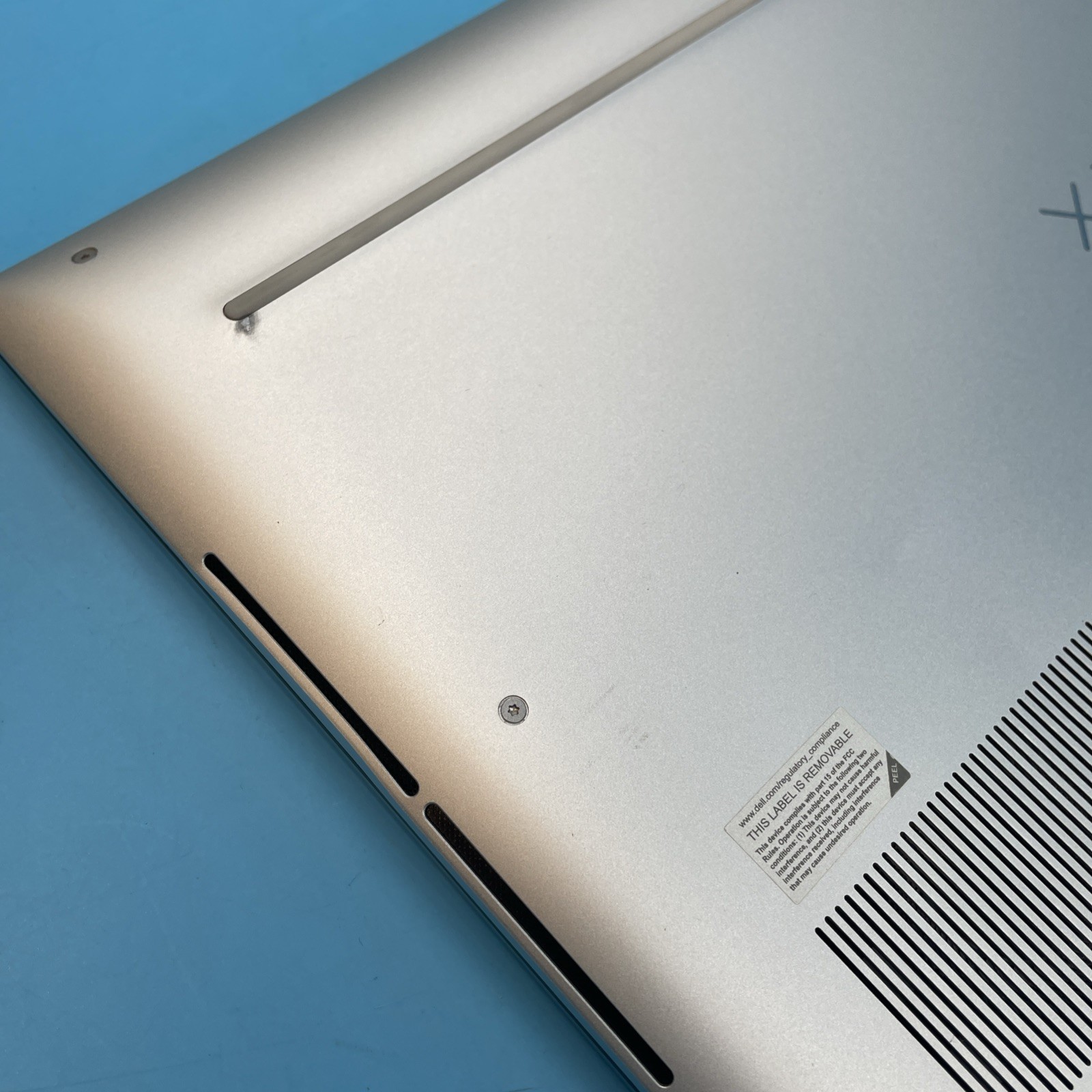 Dell XPS 15 9520 | i9-12900HK | 64GB RAM | 512GB SSD | 3050 Ti | WIN11 PRO | 74%