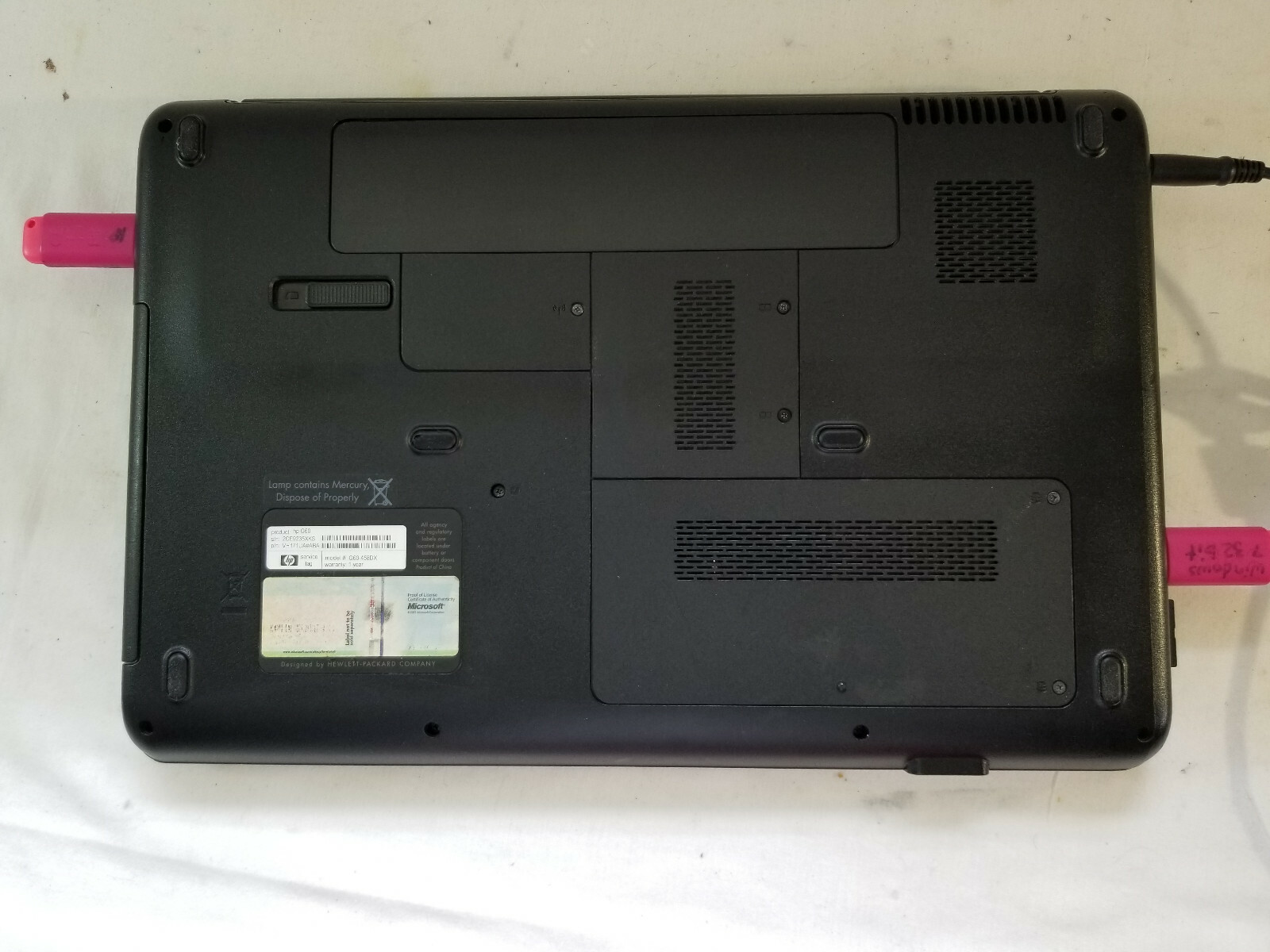 HP G60 4420M, Windows 10 Pro, 240 GB SSD, CPU Intel T9600 2.8 Ghz, RAM 4GB, VGA.