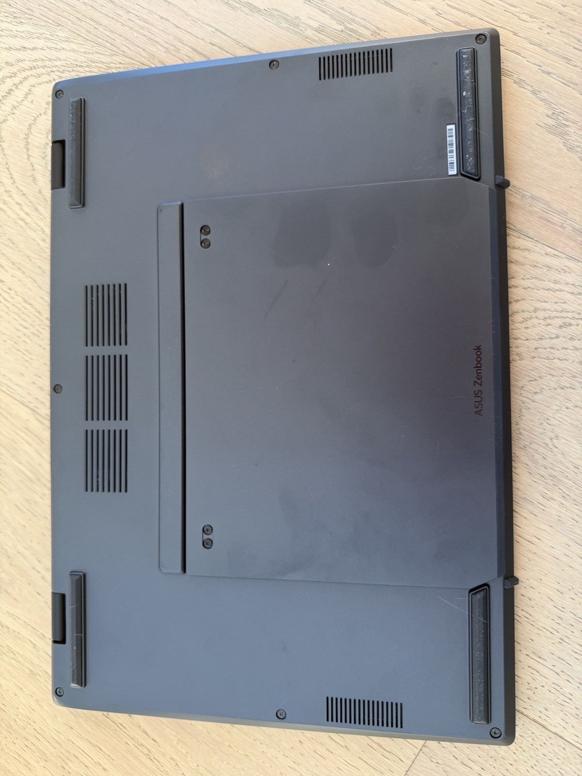 ASUS Zenbook DUO 14″ OLED Touch Display 32GB and Very Special 4 TB!!