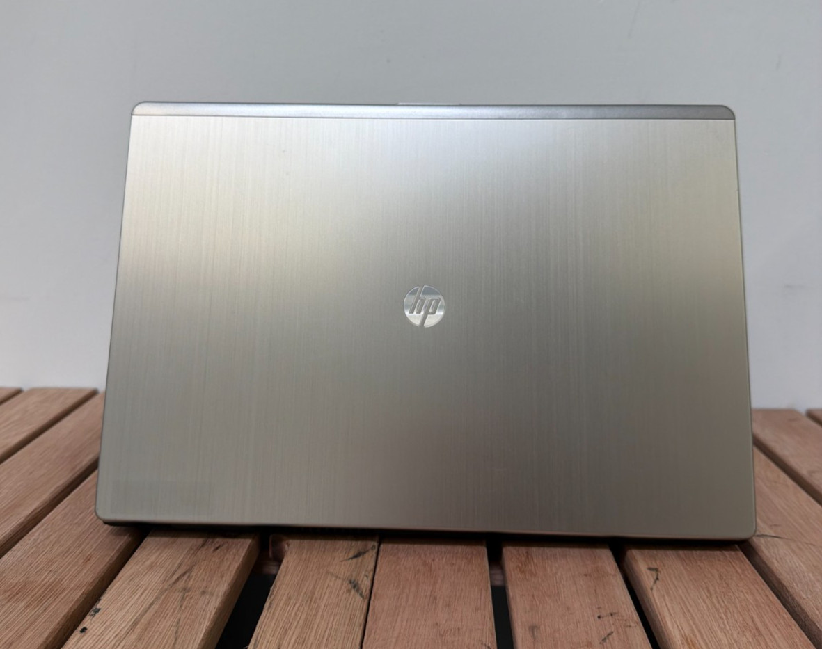 HP Folio 13-2000 Intel i5-2467M 1.6GHz 4 GB NO HDD/OS