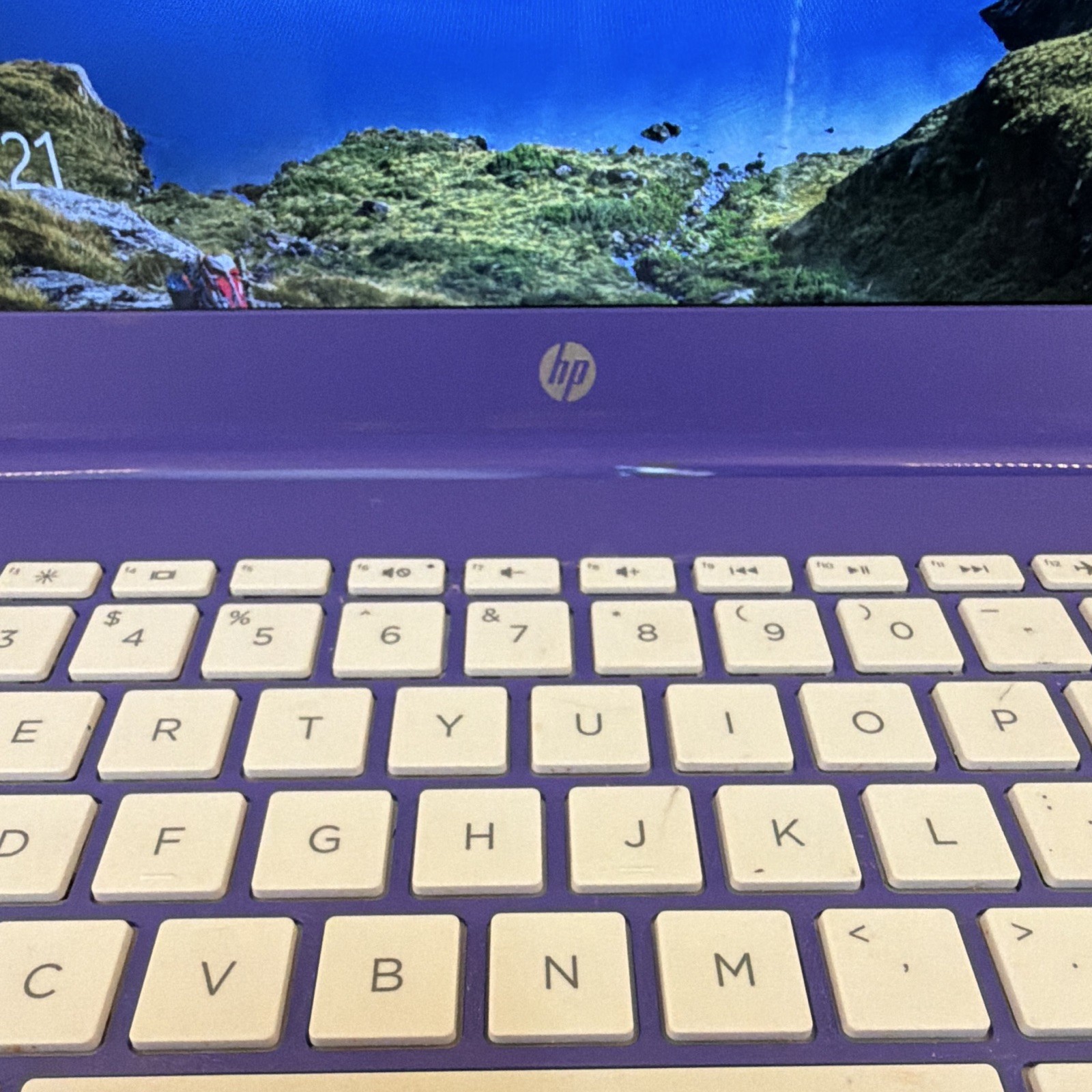 HP Stream 14″ Laptop Intel Celeron 1.6GHz 4GB 32GB eMMC Win10 Purple