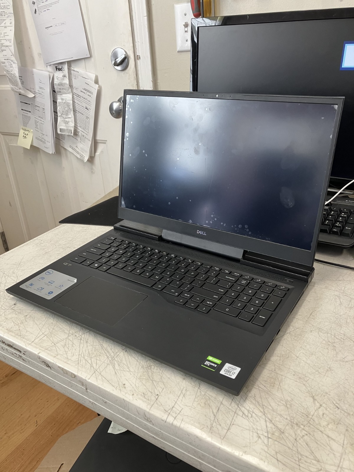 Dell G7 7700 15.6 4K i7-10750H 2.60GHz 16GB 512GB SSD RTX 2060 – AS-IS FOR PARTS
