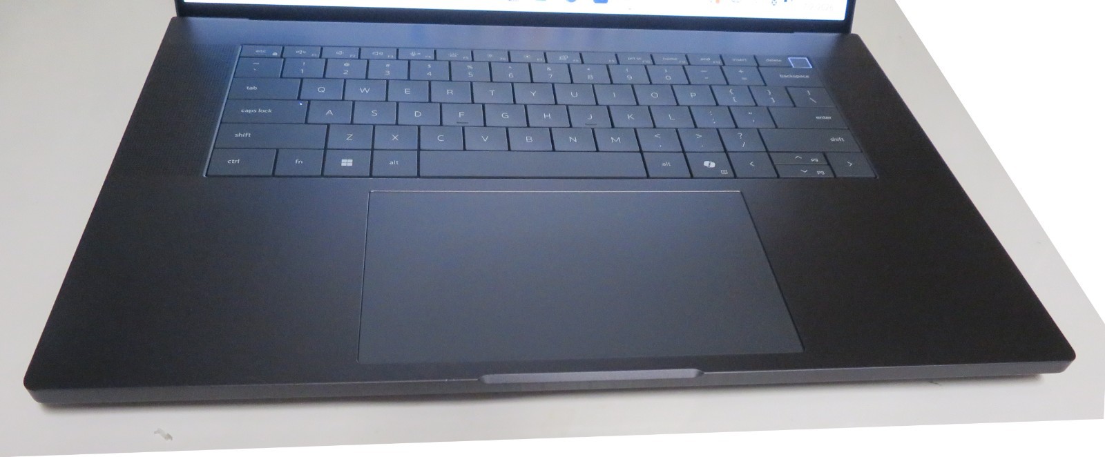 Dell Pro Precision 7 16″4K OLED Intel Core Ultra 9 386H 64GB RAM 8TB SSD RTX3000