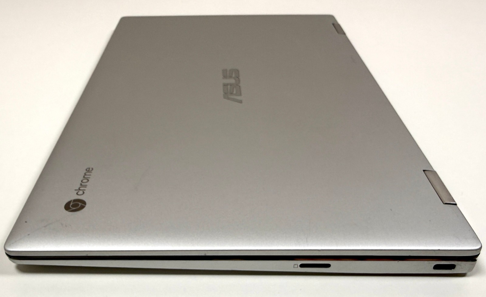 ASUS Chromebook Flip C434T 14″ Full HD Touch 1.1GHz m3-8100Y 4GB RAM 64GB eMMC