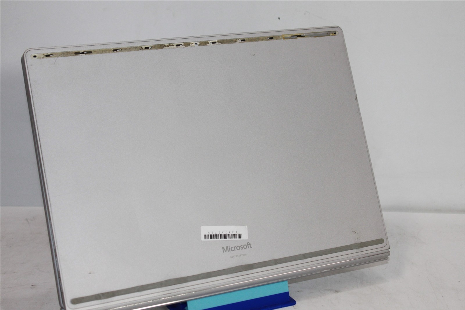 Microsoft Surface Book 2 13.5″ Touch i7-8650U 8GB RAM 256GB SSD Win 11 Pro