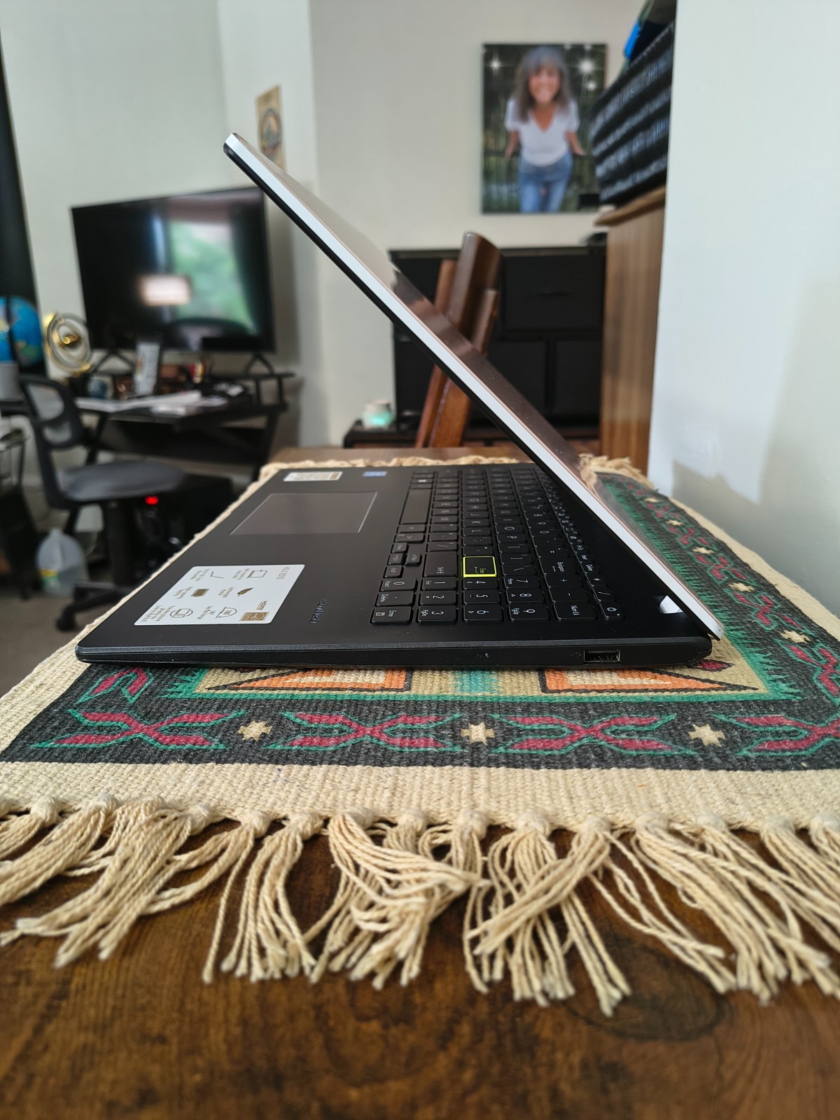 15.3″ ASUS L510M 4Core Pentium @1.1GHz 4GB 250GB NVMe SSD+128GB eMMC Wn11Hm BkLT