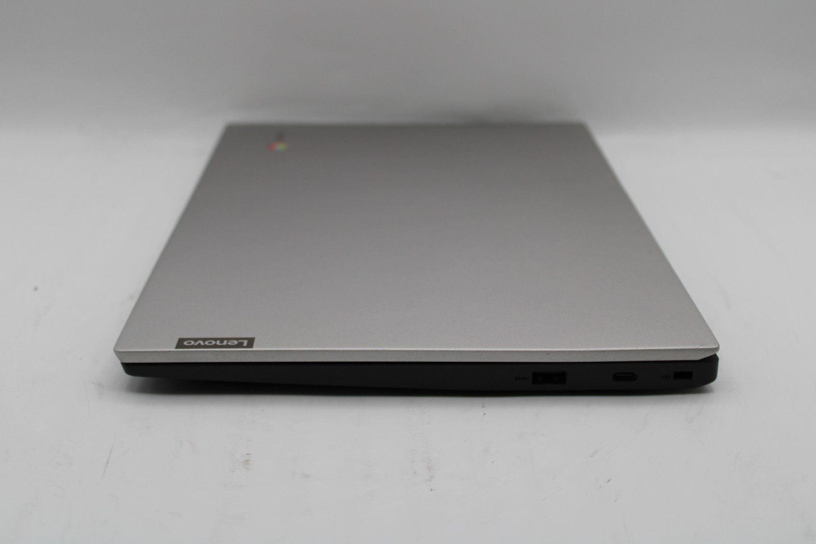 Lenovo 100e Chromebook _ AMD A6-9220C @ 1.8 _ 4GB / 32GB _ ChromeOS