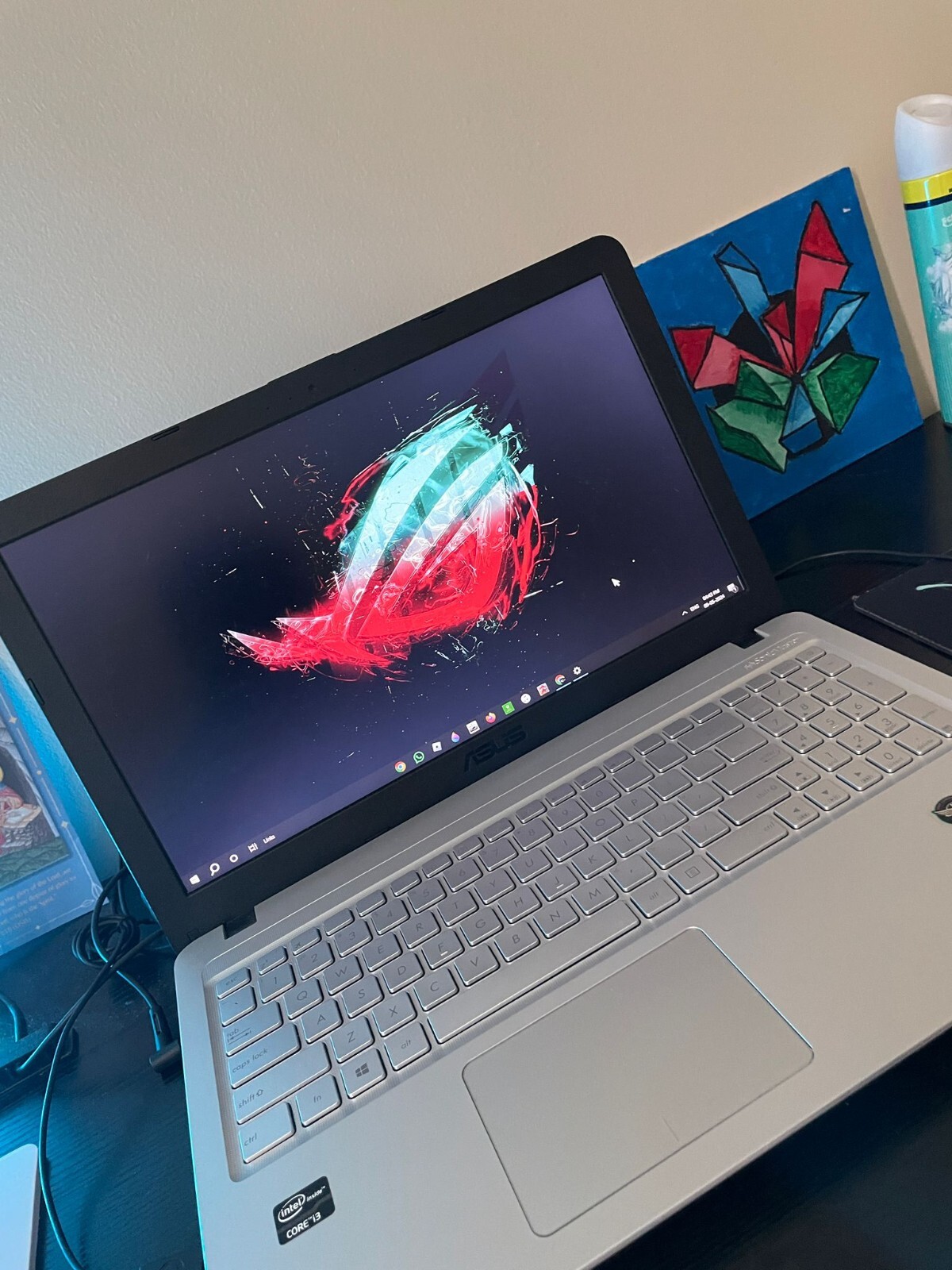 Asus vivobook x540ua SILVER (exellent condition),8gb ram, intel i3 , 1 TB SSD