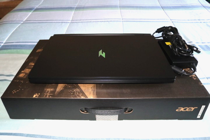 Acer Nitro 17 Gaming Laptop (N23Q4) – Dead / No Power – For Parts – 17.3″ QHD…