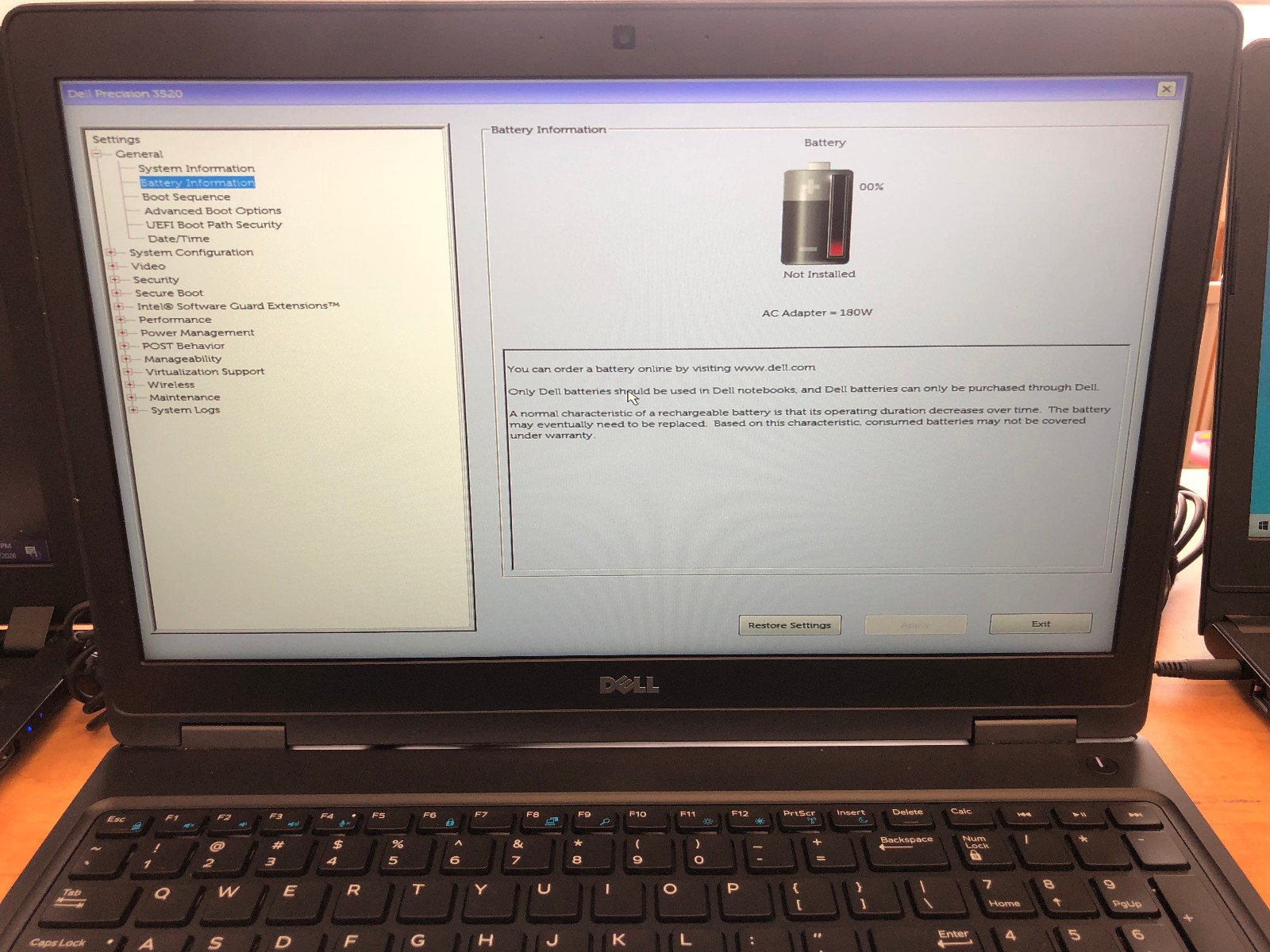 Dell Precision 3520 15.6″ Laptop w/ i5-7440HQ 2.8GHz CPU 8GB RAM 256GB SSD