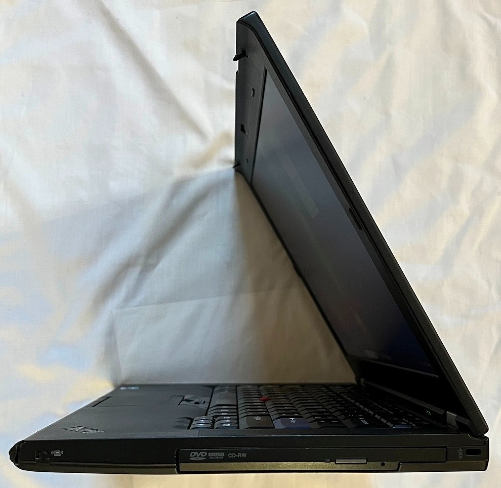 Lenovo Thinkpad T420S I5 8GB Ram 500GB drive webcam win11 PRO charger read