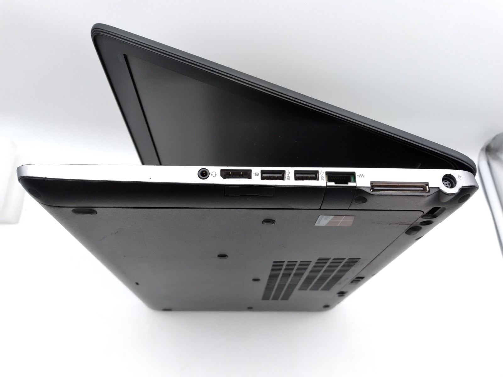 HP ELITEBOOK 850 G2 15.6″ CORE i5-5200U@2.20GHz 12GB RAM 500GB HDD Win 10 Pro