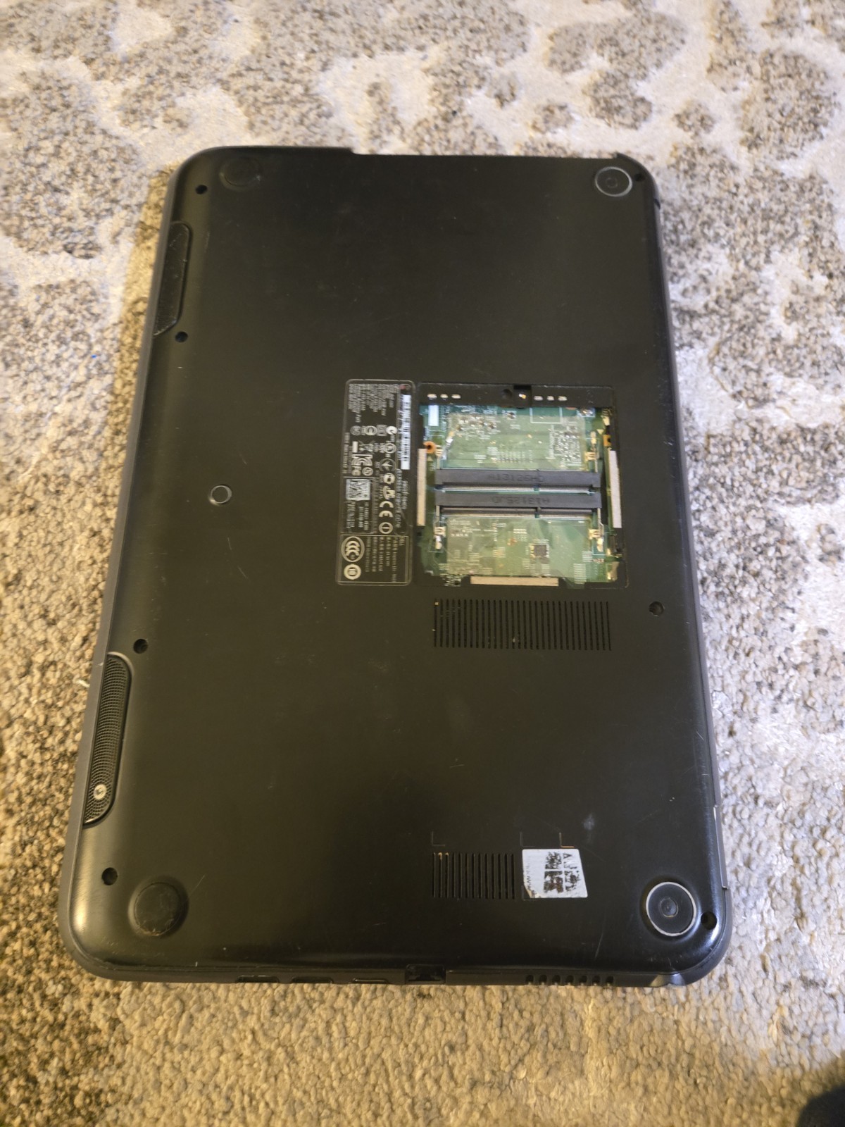 DELL INSPIRON 15Z 5523 – FOR PARTS/REPAIR – As Is