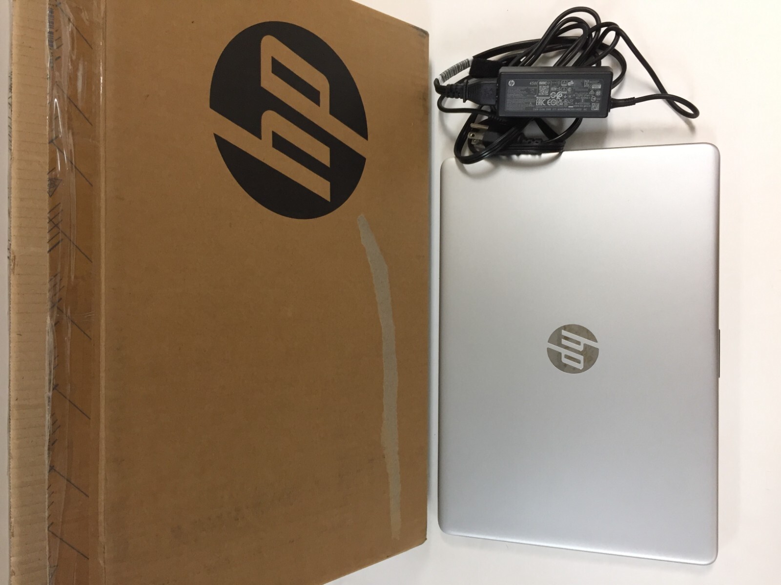 HP 15.6″ HD TouchScreen 15-dy2702dx Laptop/i3-1115G4/16GB/512GPCIE/Win 11 Pro