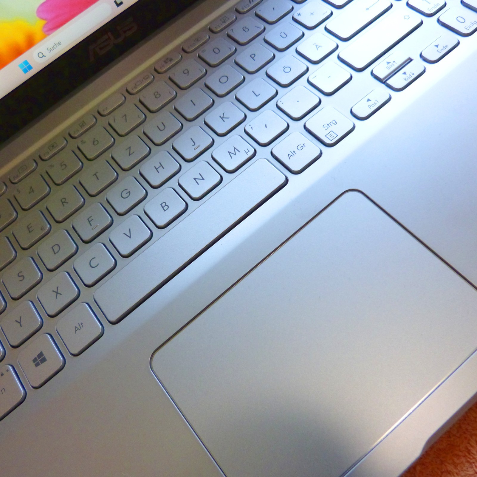 Asus F515 Vivo UltraBook 15 inch FULLHD l 3.00GHz 11GEN Intel I 20GB RAM I SSD