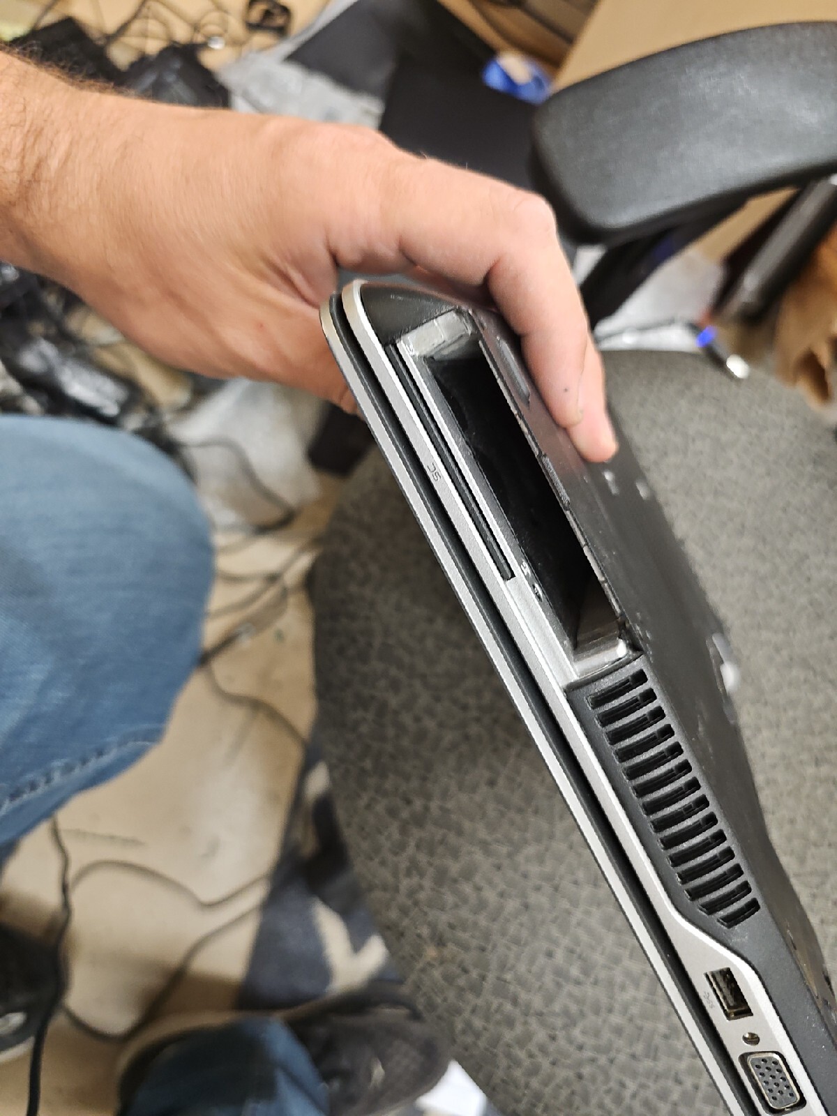 Dell Latitude E6440 NO RAM, i5-4310M, 2.70GHz, NO HDD (AS IS)