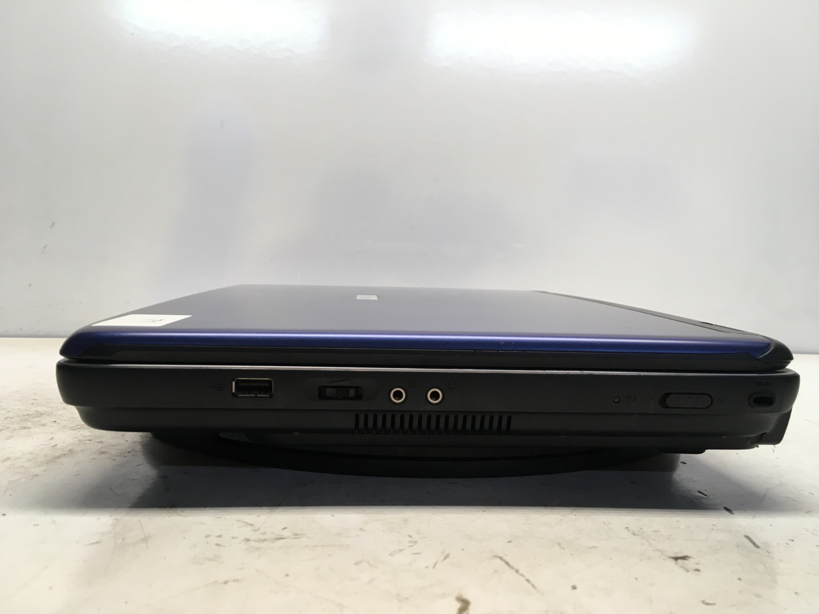Toshiba Satellite A75-S211 Intel Mobile Pentium 4 538 3.2GHz 703 MB NO HDD