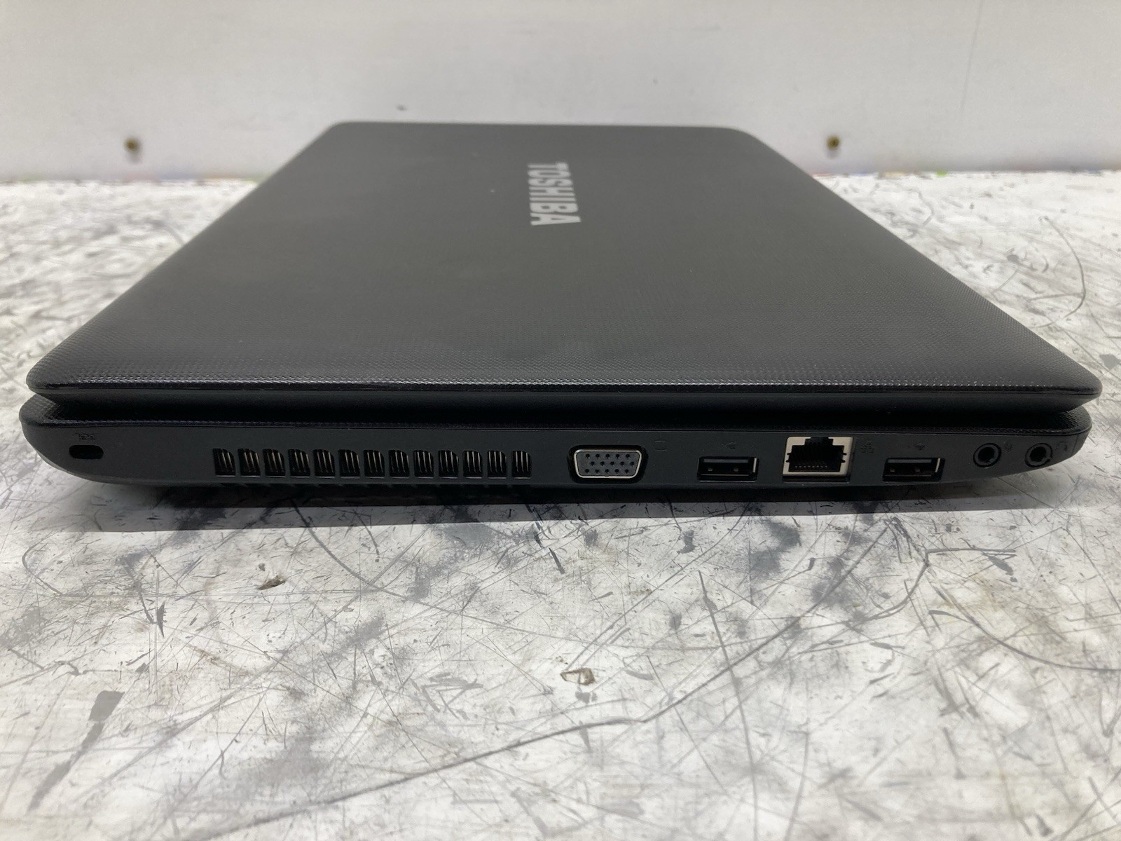 Toshiba Satellite C655D-S5202 AMD C-50 1.00GHz 4GB RAM No HDD | Boot to BIOS
