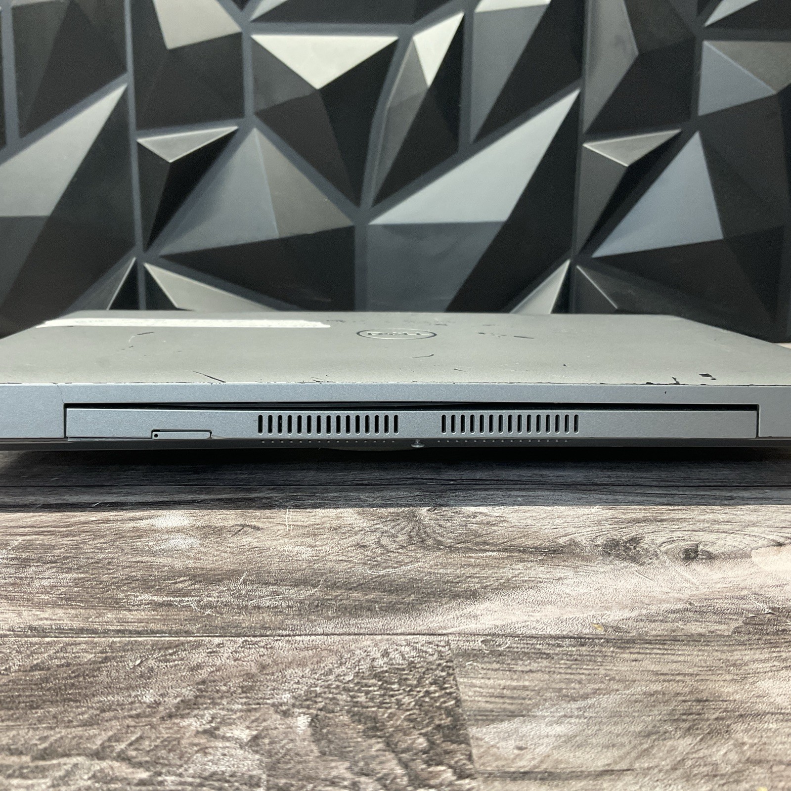 Dell Latitude 5420 / Unknown CPU / No RAM / No POST / No SSD / M15