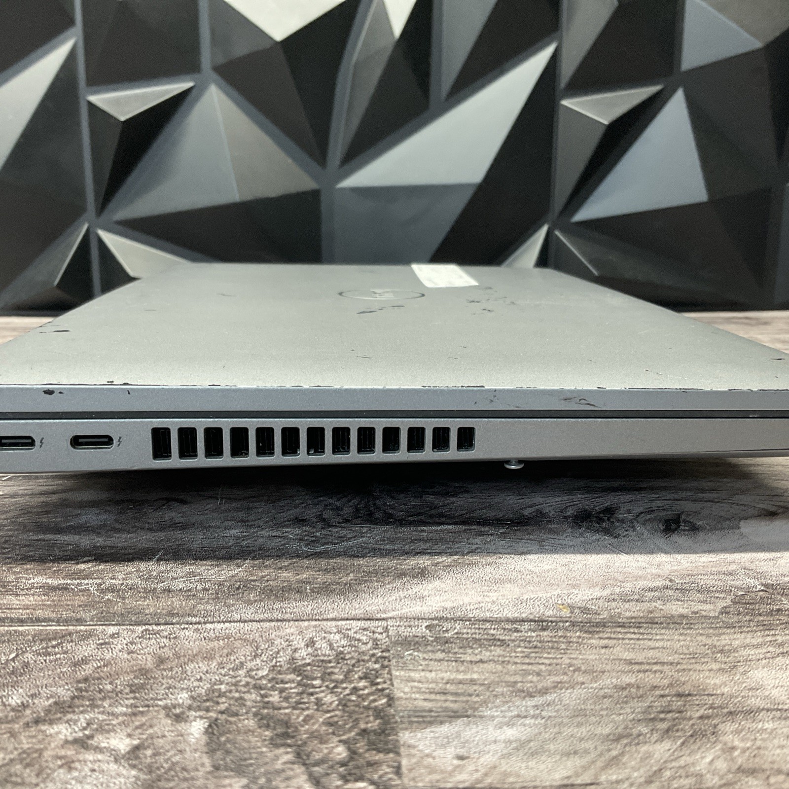 Dell Latitude 5420 / Unknown CPU / No RAM / No POST / No SSD / M15