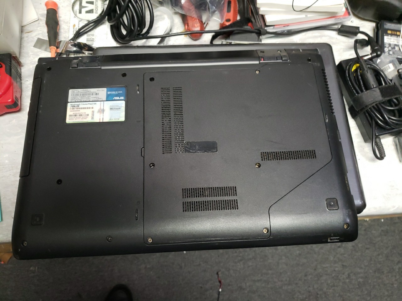 Asus U50A LAPTOP 15.6″ NEED SCREEN Intel 2 CORE NO CHARGER/HDD/OS FREE SHIP