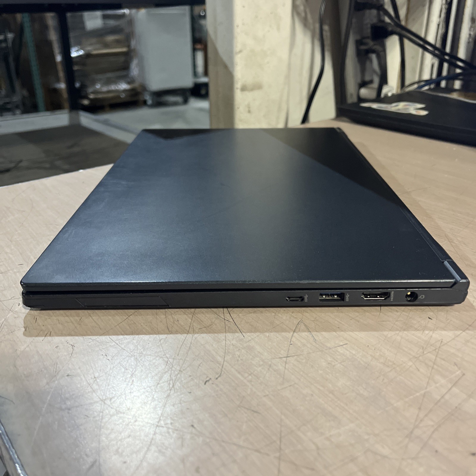 CARBON LCS15-10I7 INTEL CORE I7-10510U 1.80GHZ 16GB RAM NO HD