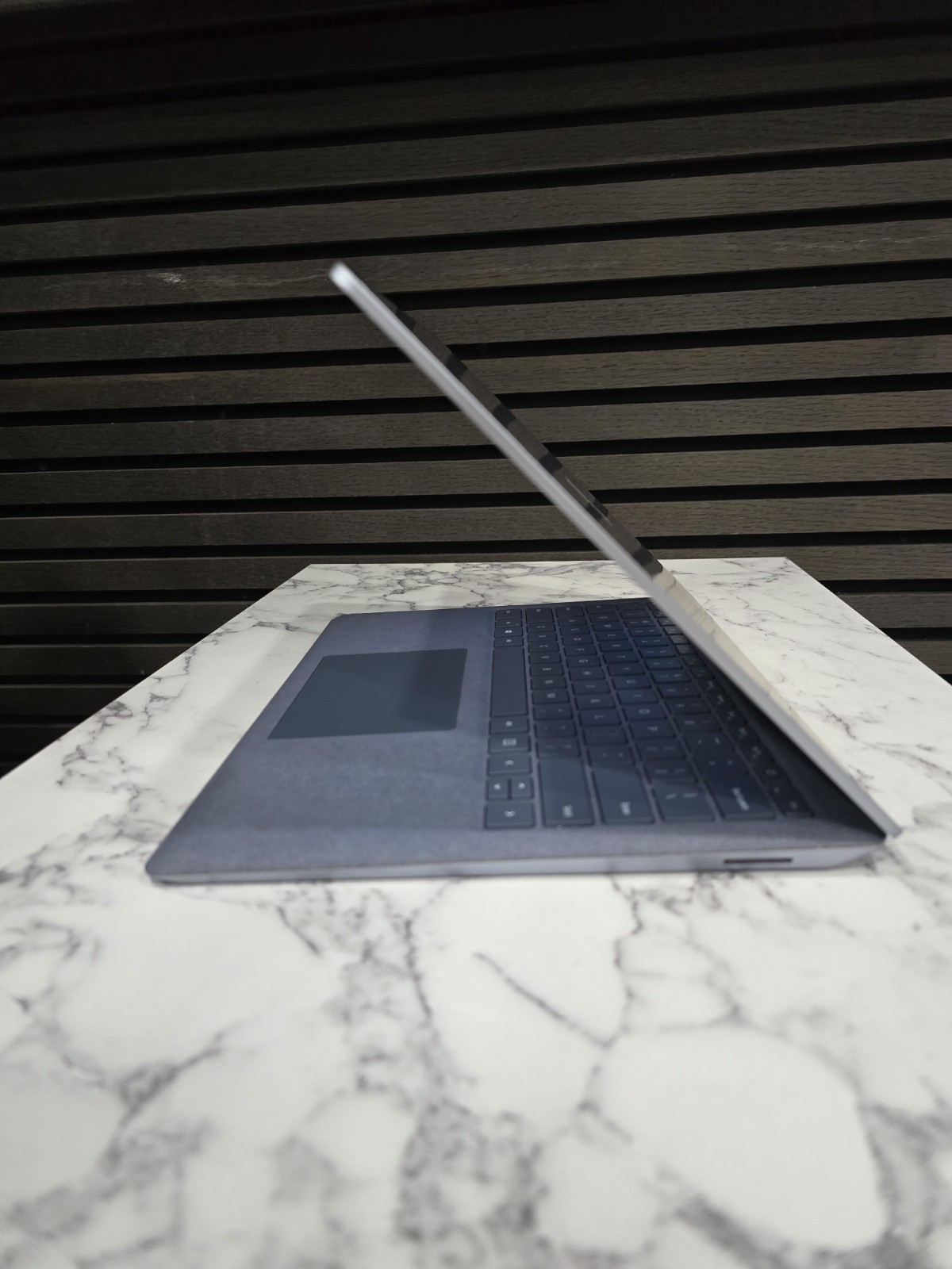Microsoft Surface Laptop 4 13.5″ i5-1135G7 8GB 512GB SSD Win10 Touch