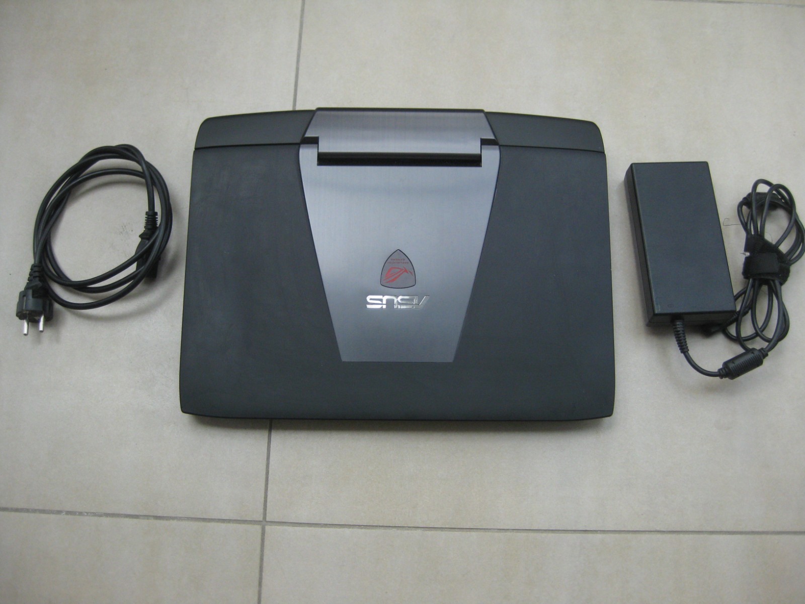 ASUS ROG G751JY-T7059H i7-4710HQ 8GB 1TB HDD 256GB SSD GTX980M 17.3 Gaming PRO