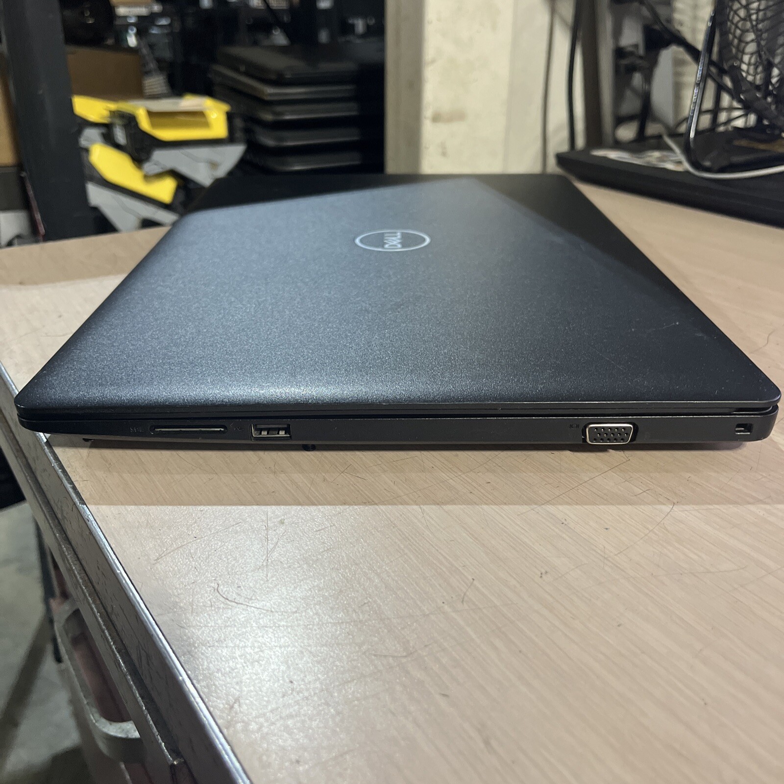 DELL LATITUDE 3590 INTEL CORE I3 7TH GEN 8GB RAM NO HD