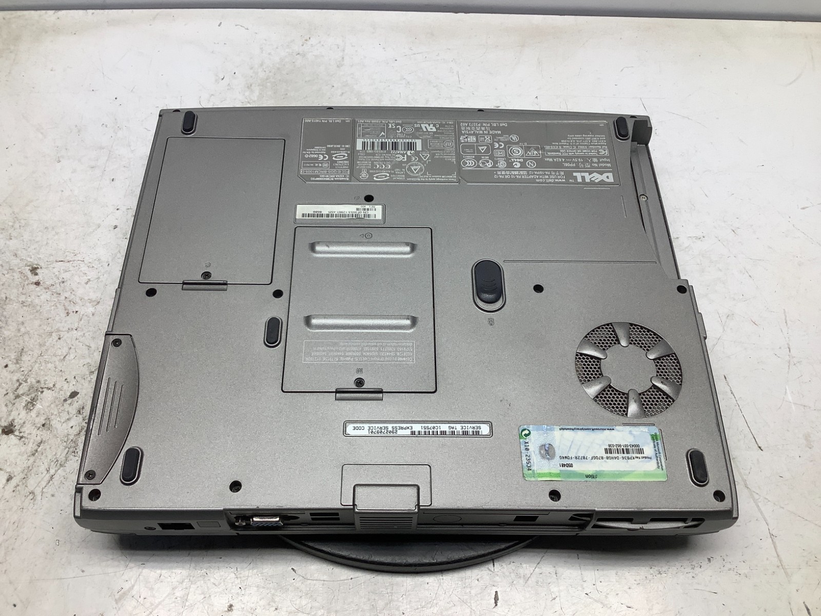 Dell Inspiron 1150 Intel Celeron 2.4GHz 512 MB NO HDD