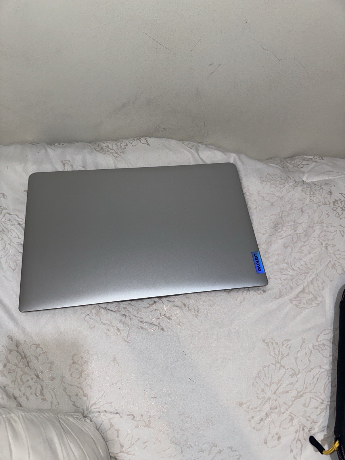Lenovo IdeaPad 3 14ITL05 14″ (128GB SSD, Intel Core i3-1115G4, 3.00GHz, 4GB RAM,