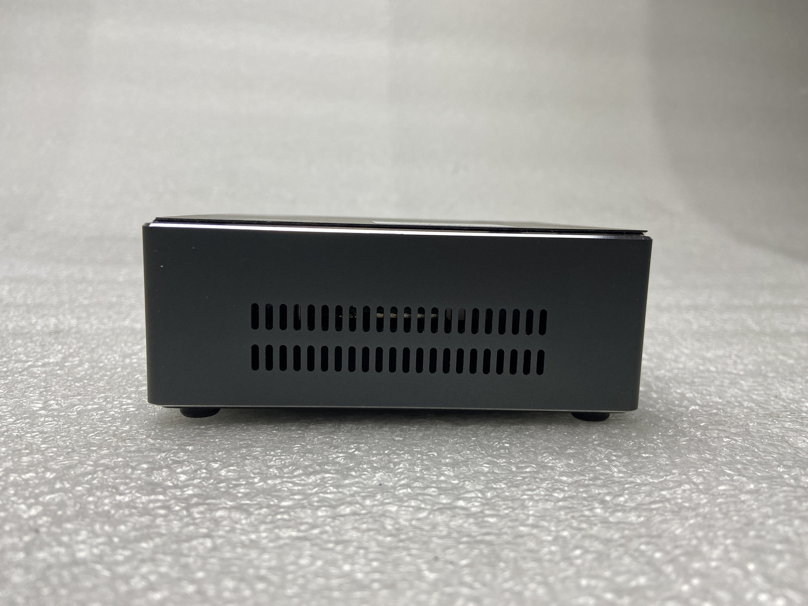 VIA CONNECT PRO GIGABYTE GB-XM26-W1 Celeron 2955U 1.4GHz 8GB RAM NO HDD/BATT/OS