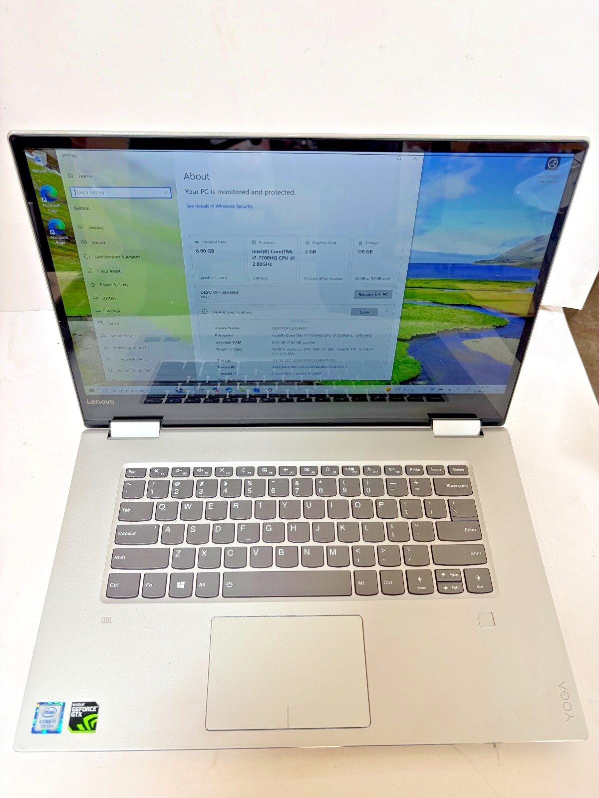 Lenovo Yoga 720-15IKB i7 7700HQ 16GB RAM 256G Win FOR PARTS