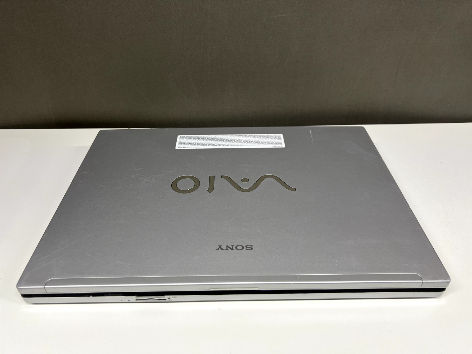 Sony VAIO PCG-3A4L Notebook 200GB Hard Drive 2GB Memory Windows 7