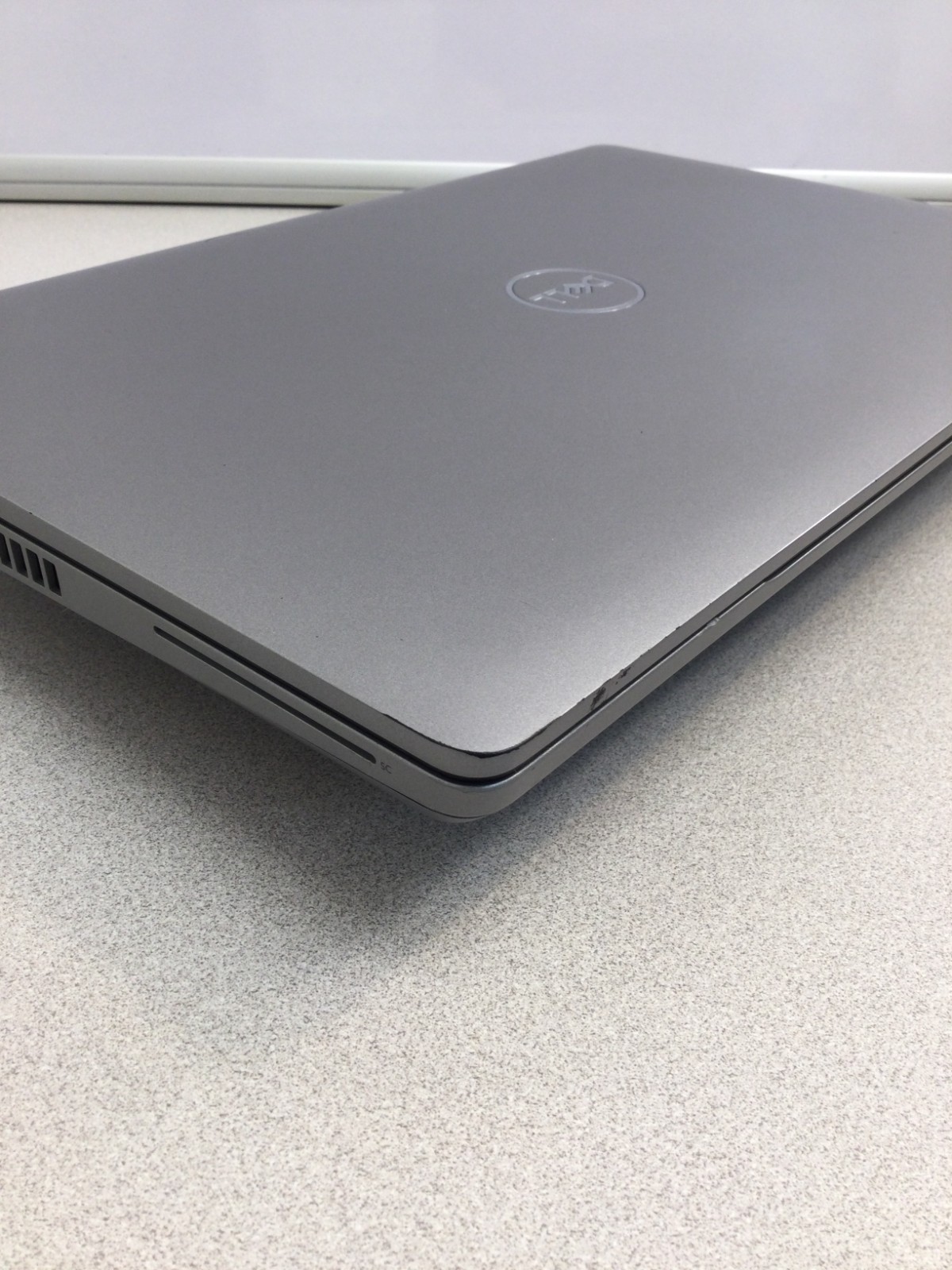Dell Precision 3550 15.6” 256GB SSD Core i5 10th Gen1.70GHz 12GB RAM WIN 11 PRO