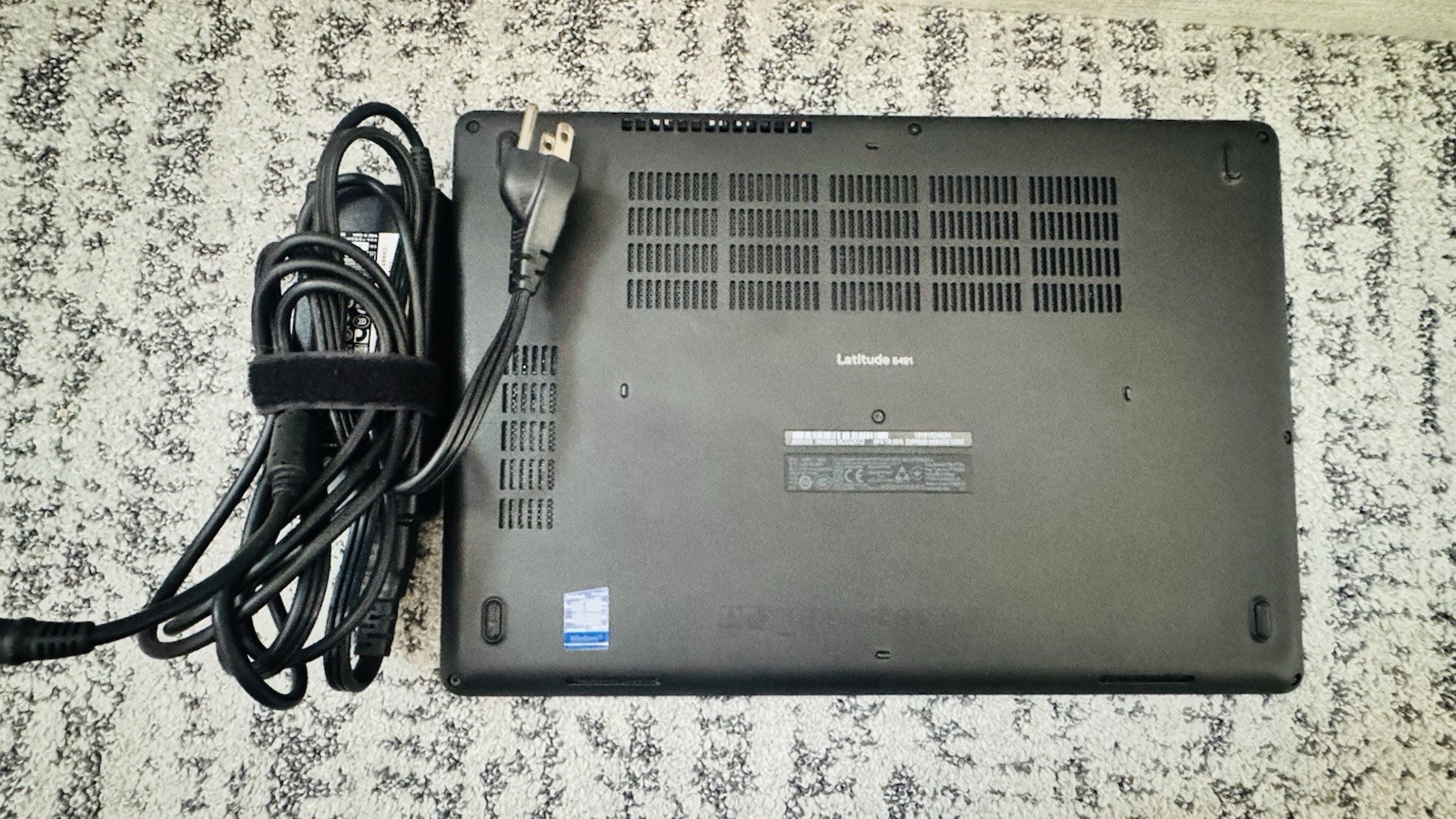 Dell Latitude 5491 14″ FHD i5-8400H 16GB RAM 256GB SSD Windows 11 Pro office